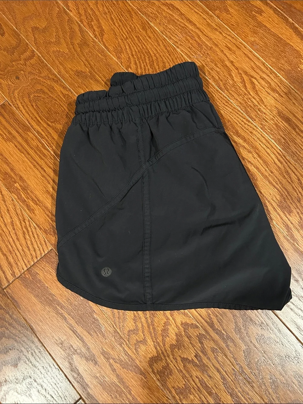Lululemon Tracker Short 4”